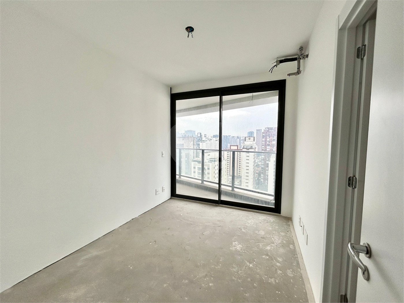 Apartamento à venda com 3 suítes em Vila Olímpia, São Paulo, SP