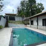 Casa térrea encantadora - Terreno 544m² (17 x 32m), com 198m² no Bairro Estância Brasil - Atibaia