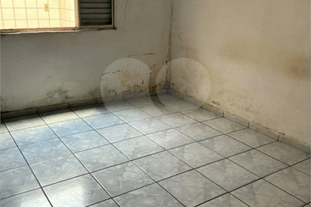 Casa Ampla e Versátil na Vila Marcelino — Excelente Espaço e Pronta para Ocupação Imediata!