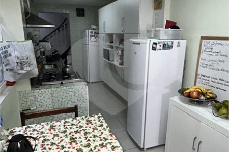 Sobrado à venda com 3 quartos em Água Fria, São Paulo, SP