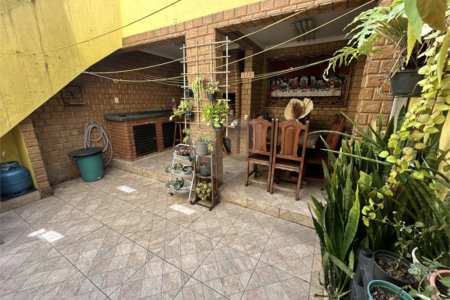 Sobrado à venda com 3 quartos em Jardim Santo Antoninho, São Paulo, SP