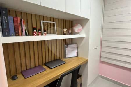 Apartamento à venda com 3 quartos, sendo 1 suíte, em Indianópolis, São Paulo, SP