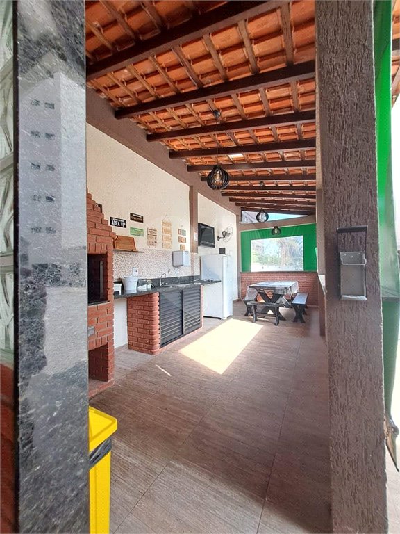 Apartamento à venda com 3 quartos, sendo 1 suíte,  em Enseada, Guarujá, SP