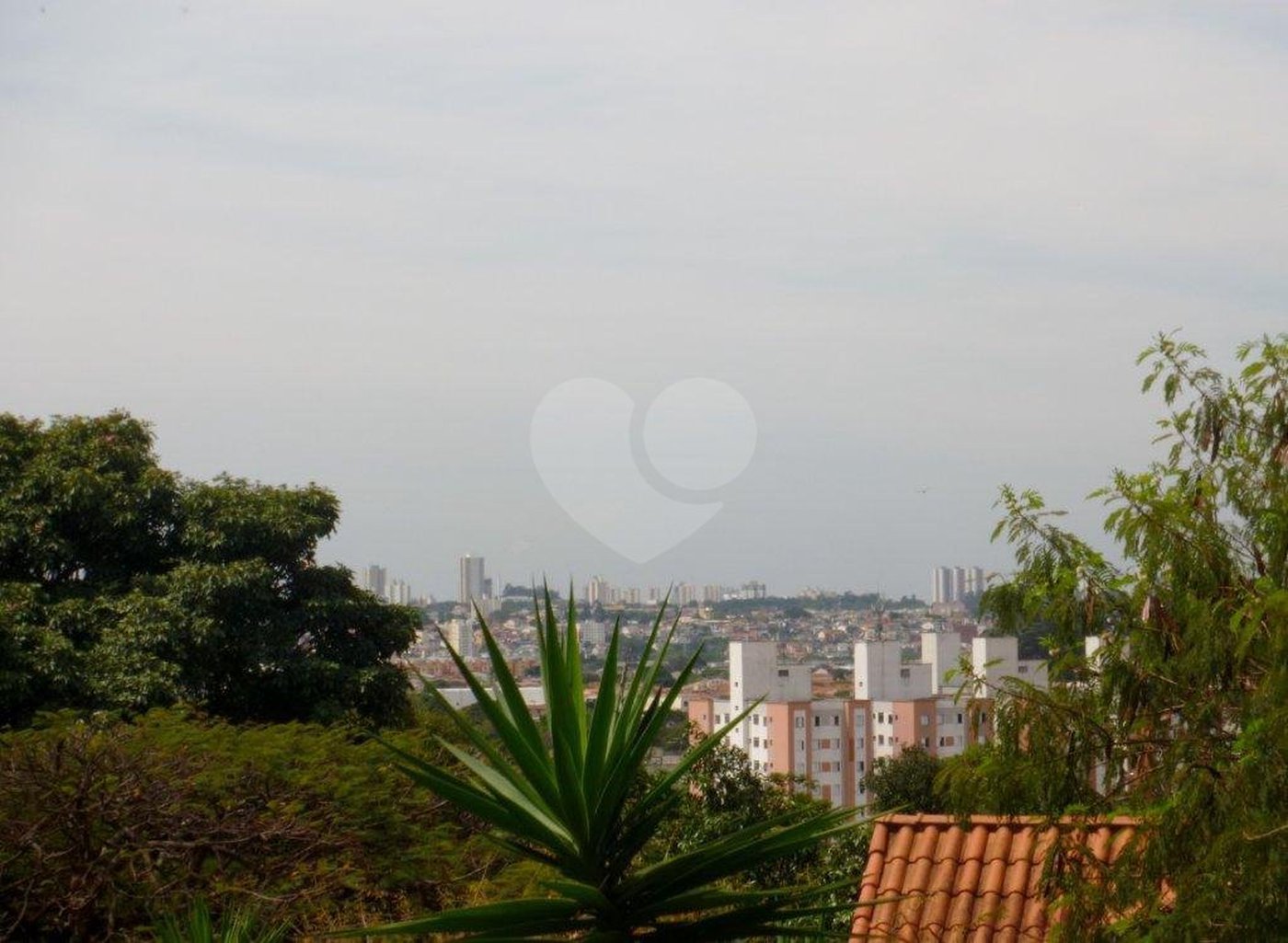 Sobrado à venda com 4 suítes em Tremembé, São Paulo, SP