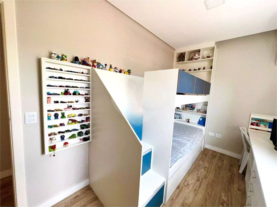 Sobrado à venda com 3 quartos, sendo 1 suíte,  em Residencial Jardim Nathália, Sorocaba, SP