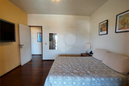 Casa à venda com 3 quartos, sendo 1 suíte, em Botafogo, Rio de Janeiro, RJ
