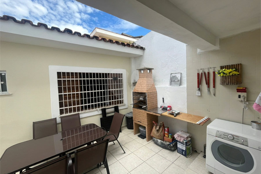 Casa à venda com 4 quartos, sendo 1 suíte, em Horto, São Paulo, SP