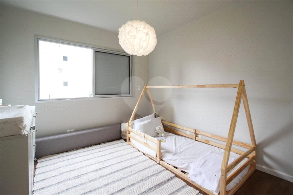 Apartamento à venda com 2 quartos, sendo 1 suíte,  em Vila Olímpia, São Paulo, SP