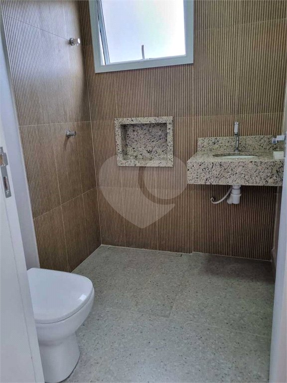 Sobrado à venda com 2 quartos, sendo 1 suíte,  em Arujamérica, Arujá, SP