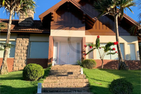 Casa Térrea à venda com 3 quartos, sendo 1 suíte, em Alpes D'ouro, Bom Jesus dos Perdões, SP