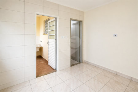 Casa Térrea à venda com 2 quartos em Vila Gustavo, São Paulo, SP