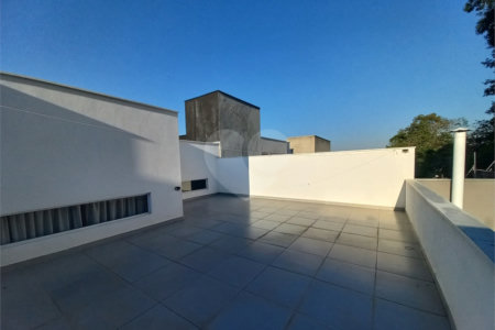 Casa à venda com 2 quartos, sendo 1 suíte, no condomínio Horto Florestal Villagio, Sorocaba - SP