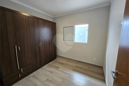 Casa para alugar com 3 quartos, sendo 1 suíte,  em Vila Rosa, Itapetininga, SP