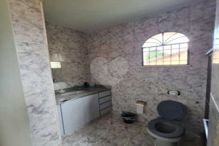 Casa à venda com 1 quarto, sendo 3 suítes, em Campo Grande, Rio de Janeiro, RJ