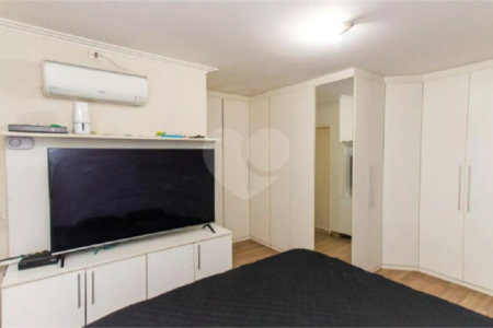 Sobrado à venda com 3 quartos, sendo 1 suíte, em Vila Nivi, São Paulo, SP