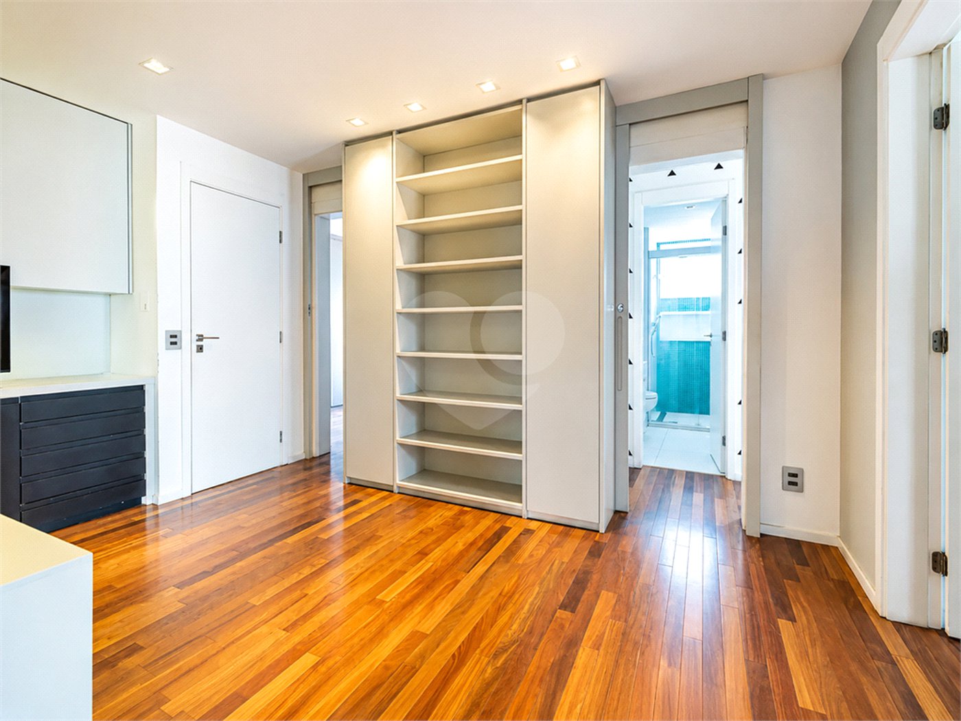 Apartamento à venda com 4 suítes em Cidade Monções, São Paulo, SP