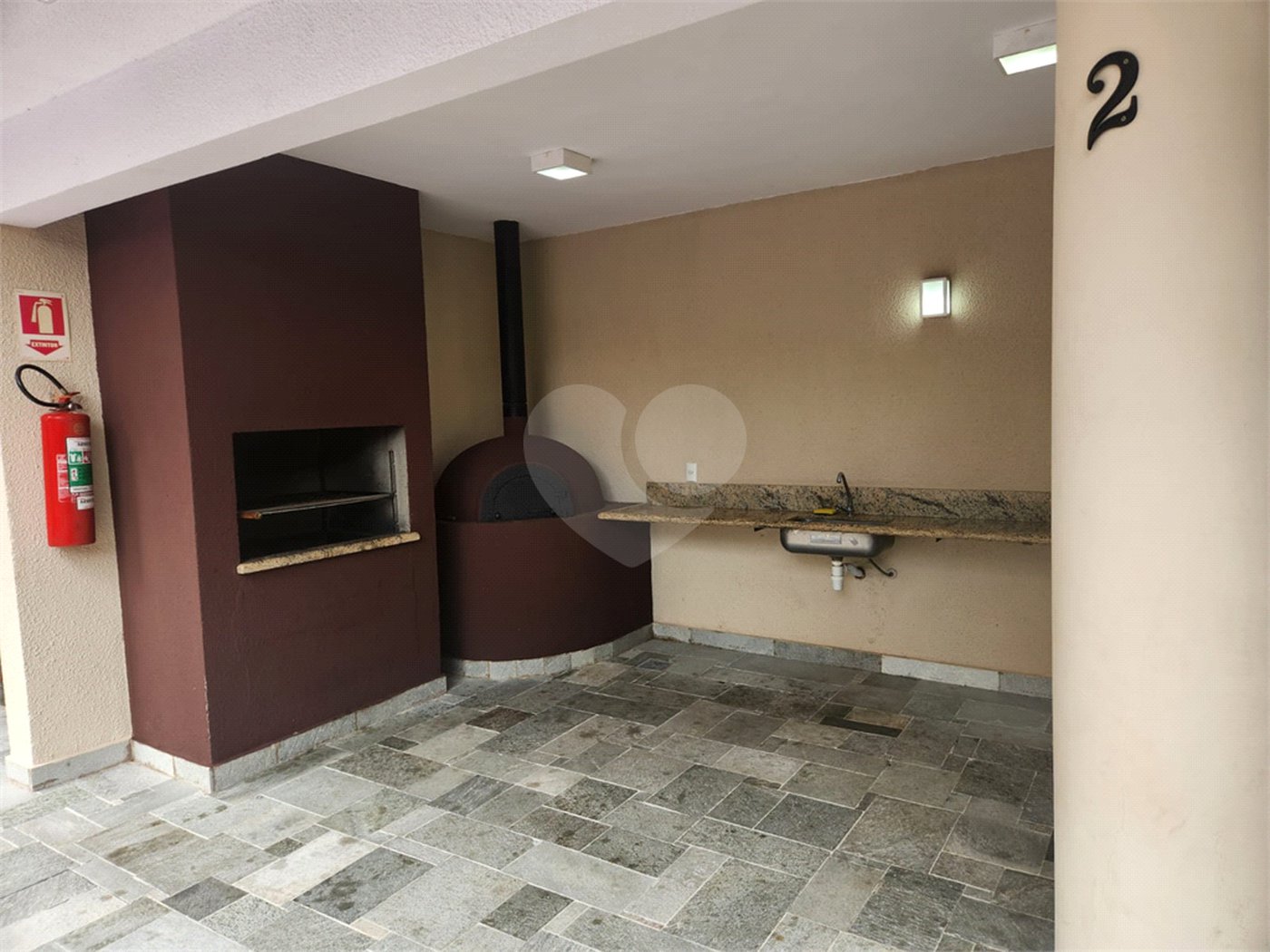 Apartamento à venda com 3 quartos, sendo 1 suíte, em Jardim dos Manacás, Araraquara, SP