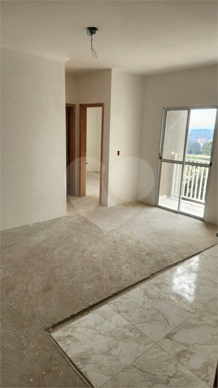 Apartamento à venda com 2 quartos em Sítio dos Fernandes, Arujá, SP