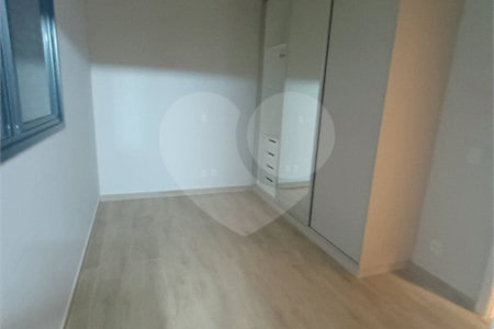 Casa para alugar com 3 quartos, sendo 1 suíte, no condomínio Recanto dos Paturis, Vinhedo - SP