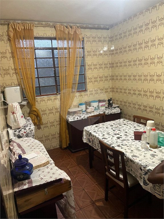 Casa à venda com 3 quartos em Vila Dalva, São Paulo, SP