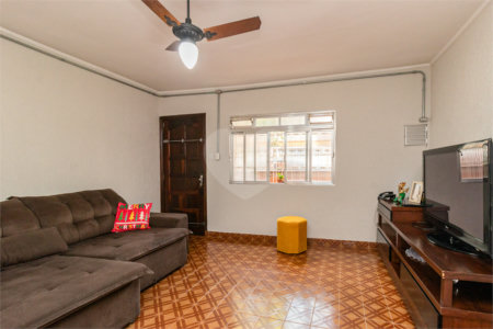 Sobrado à venda com 2 quartos em Vila Dom Pedro II, São Paulo, SP