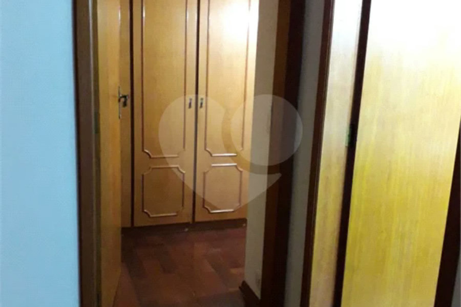 SOBRADO AMPLO COM 4 DORMITORIOS VISÃO PARA SERRA