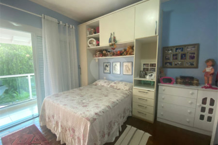 Casa à venda com 4 suítes no condomínio Okinawa, Paulínia - SP