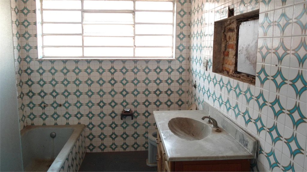 Sobrado à venda ou para alugar com 3 quartos, sendo 1 suíte, em Alto da Lapa, São Paulo, SP