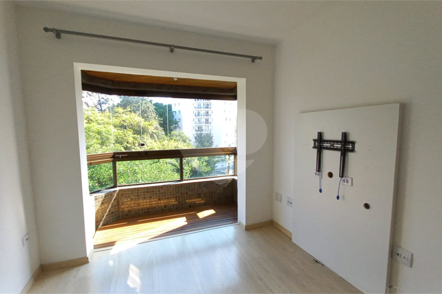 Apartamento à venda com 3 quartos, sendo 1 suíte, em Butantã, São Paulo, SP