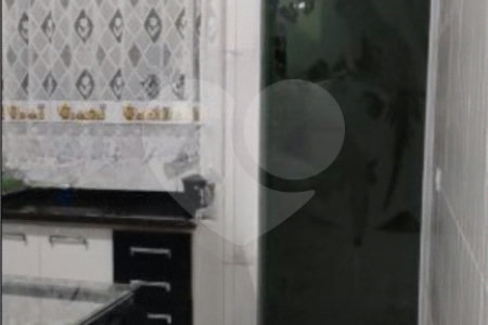 Casa à venda com 5 quartos, sendo 1 suíte,  em Parque do Colégio, Suzano, SP