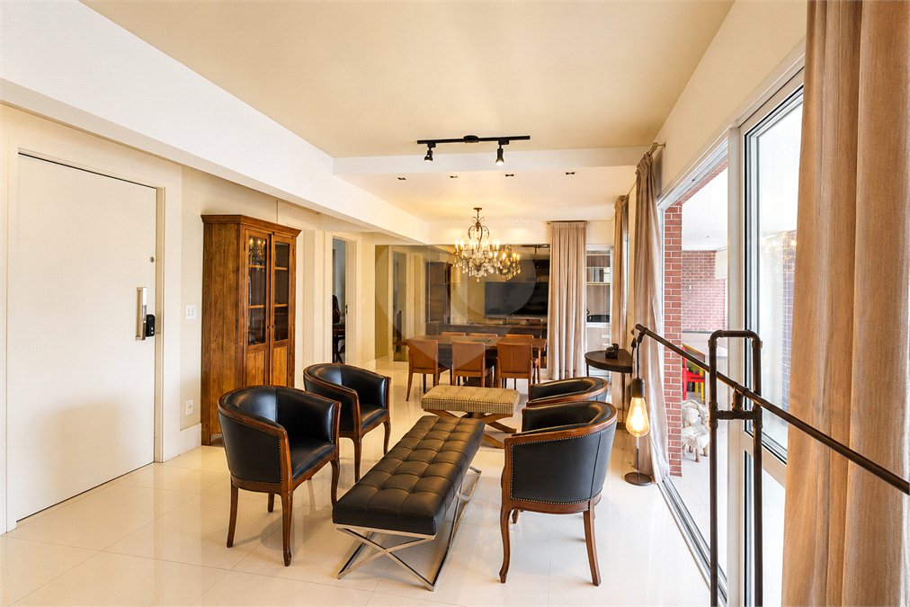 Apartamento à venda com 3 suítes em Jardim, Santo André, SP
