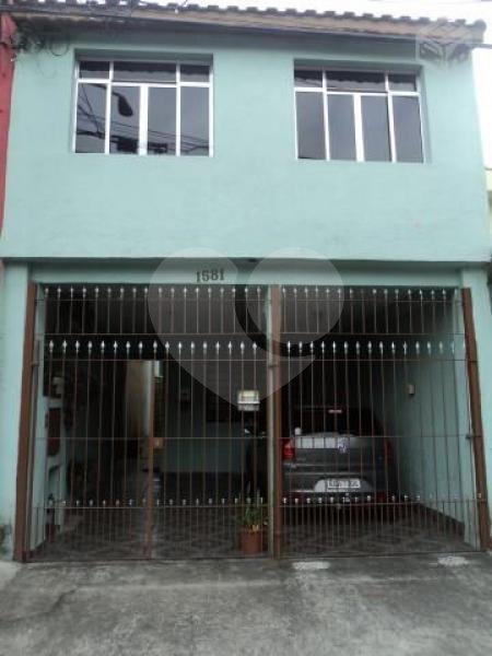 Sobrado à venda com 3 quartos no Brasilândia, São Paulo, SP