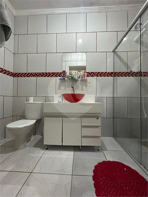 Sobrado à venda com 3 quartos, sendo 1 suíte,  em Jardim Regina, Indaiatuba, SP