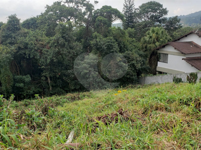 Terreno à venda no condomínio Alpes da Cantareira, Mairiporã - SP