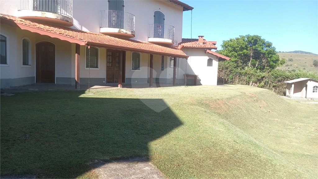Casa à venda com 3 quartos, sendo 1 suíte, em Alpes D'ouro, Bom Jesus dos Perdões, SP