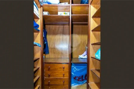Sobrado à venda com 3 quartos, sendo 1 suíte,  em Vila Gustavo, São Paulo, SP