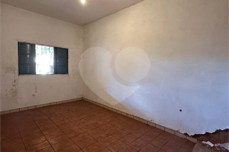 Casa à venda com 2 quartos em Parque Residencial Vale do Sol, Araraquara, SP