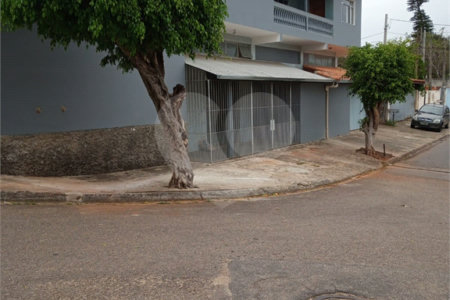 Sobrado à venda com 5 quartos em Jardim Itapuã, Sorocaba, SP