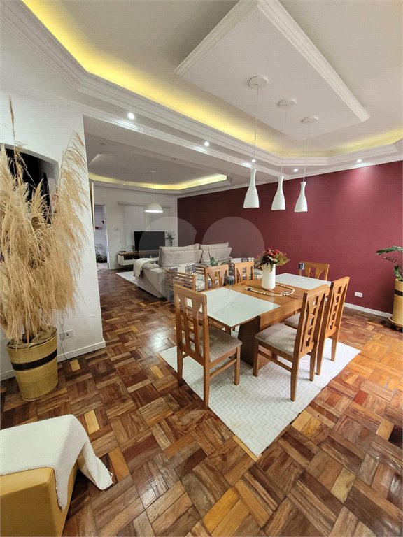 Casa Térrea à venda com 4 quartos, sendo 1 suíte,  em Vila Nova Socorro, Mogi das Cruzes, SP