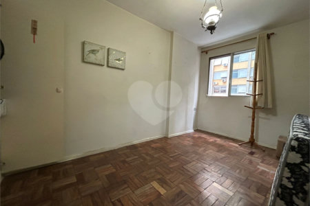 Apartamento à venda com 2 quartos, sendo 1 suíte,  em Cerqueira César, São Paulo, SP