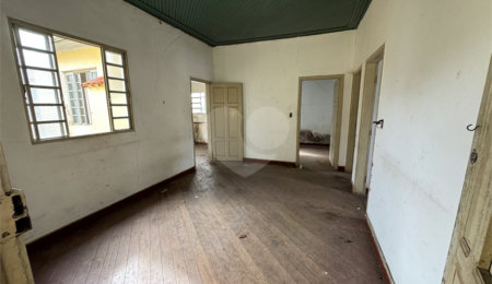Casa à venda com 3 quartos no Centro, Itapetininga, SP