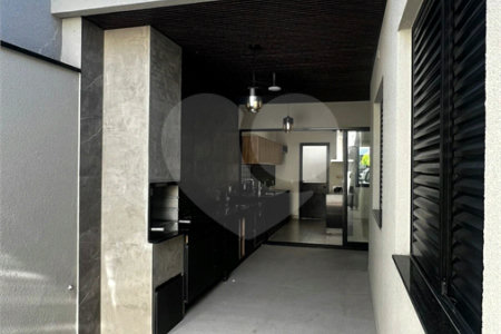 Casa à venda com 3 quartos, sendo 1 suíte,  no condomínio Village Moutonnée, Salto - SP