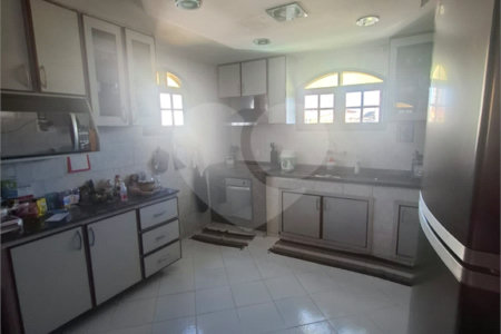 Casa à venda com 5 quartos, sendo 4 suítes, em Campo Grande, Rio de Janeiro, RJ