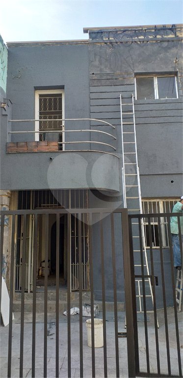 Sobrado à venda ou para alugar com 4 quartos em Água Branca, São Paulo, SP