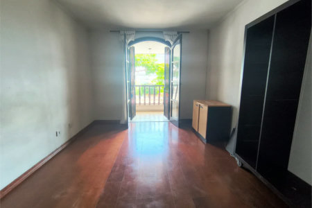 Sobrado à venda com 3 quartos, sendo 1 suíte, em Jardim Esmeralda, São Paulo, SP