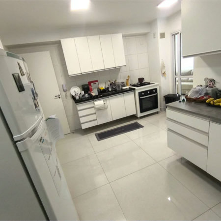 Apartamento à venda com 3 quartos, sendo 1 suíte, em Jardim Vazani, São Paulo, SP