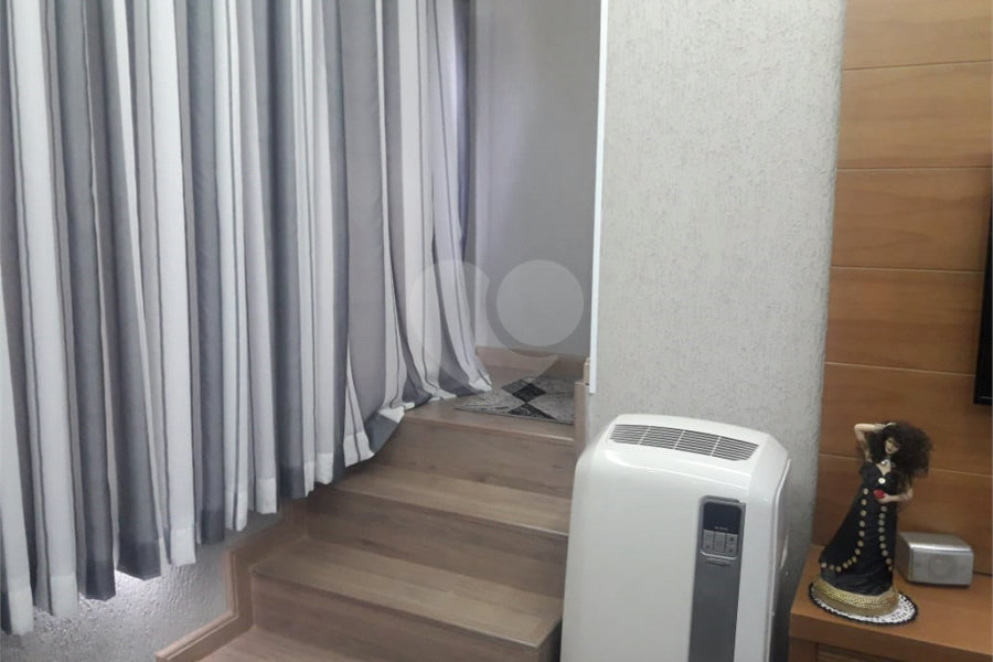 Sobrado à venda com 3 quartos, sendo 1 suíte, em Vila Milton, Guarulhos, SP