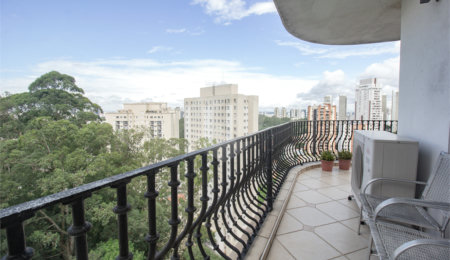 Apartamento à venda com 4 quartos, sendo 2 suítes, em Jardim Parque Morumbi, São Paulo, SP