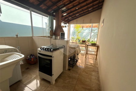 Casa à venda com 3 quartos em Jardim Alvorada, Itapetininga, SP