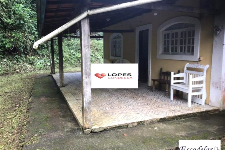 Casa Térrea à venda com 3 quartos, sendo 2 suítes, em Roseira, Mairiporã, SP